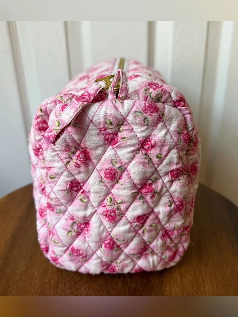 Love Shack Fancy Octavia Bag In Pink Divine
Quilted Romantic Cottagecore Floral - Picture 4 of 9